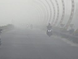 Kabut Asap Karhutla Mulai Selimuti Kota Sampit