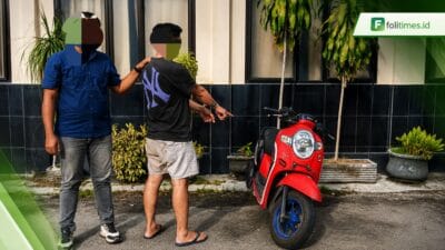 Pria diduga pelaku pencurian motor di Palangka Raya diamankan bersama barang bukti Honda Scoopy merah hitam
