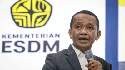 Menteri ESDM Bahlil Lahadalia memberikan keterangan terkait pasokan batu bara PLN dan pemadaman listrik bergilir