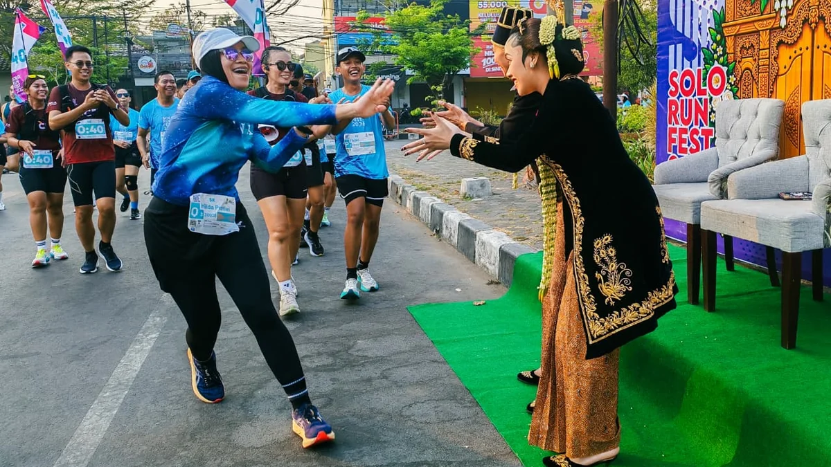 Ribuan pelari mengikuti Solo Run Fest 2026 di Surakarta
