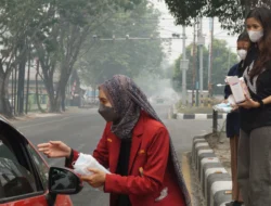 Kabut Asap Palangka Raya, 30 Ribu Masker Dibagikan kepada Warga