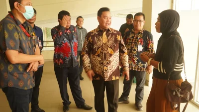Dokumentasi peninjauan kesiapan layanan kesehatan oleh Bupati Kotim, 15 Oktober 2026.