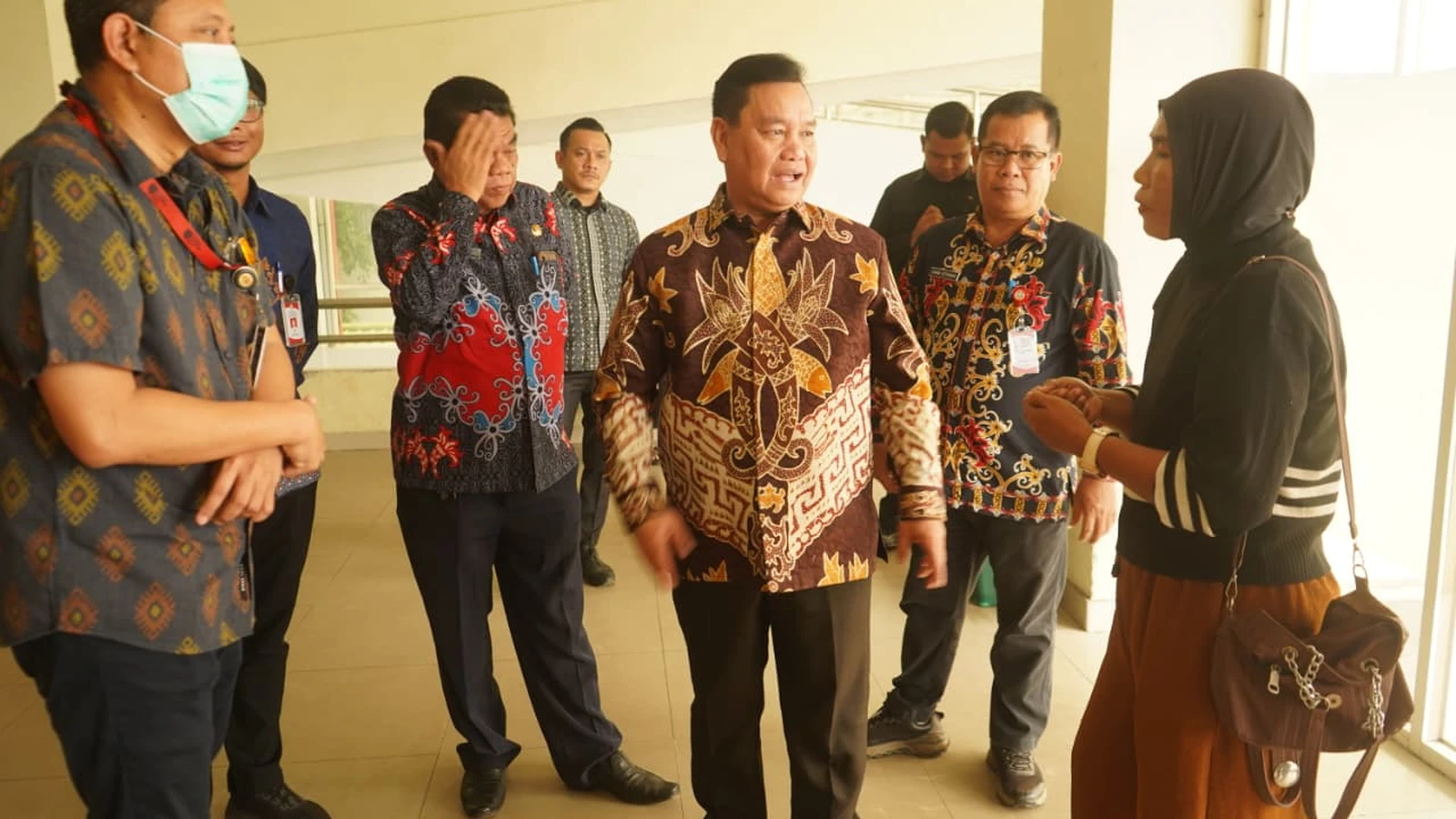 Dokumentasi peninjauan kesiapan layanan kesehatan oleh Bupati Kotim, 15 Oktober 2026.