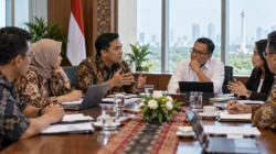 Ilustrasi AI: konsultasi pengusaha terkait hambatan usaha